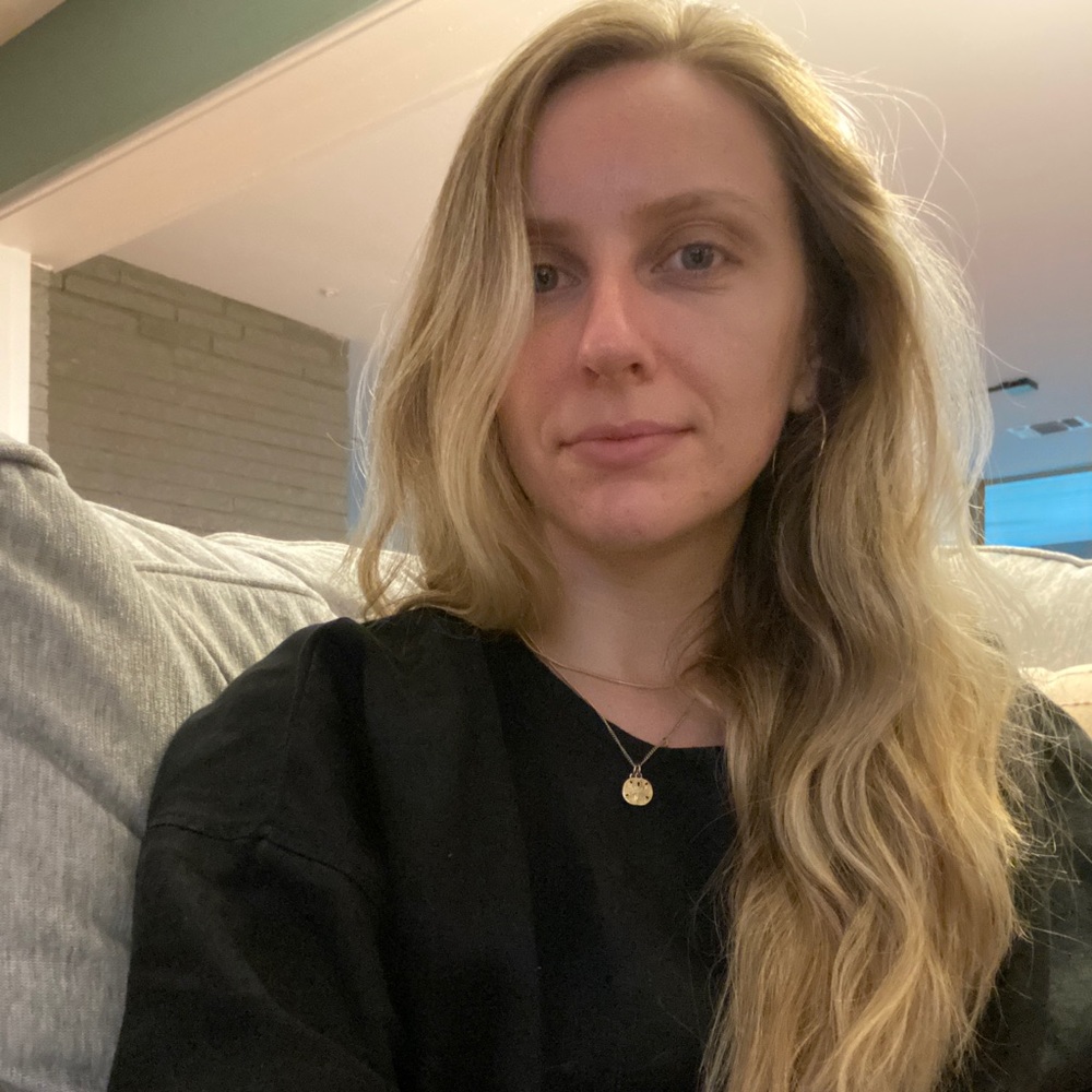 Meet your Posher, Claire